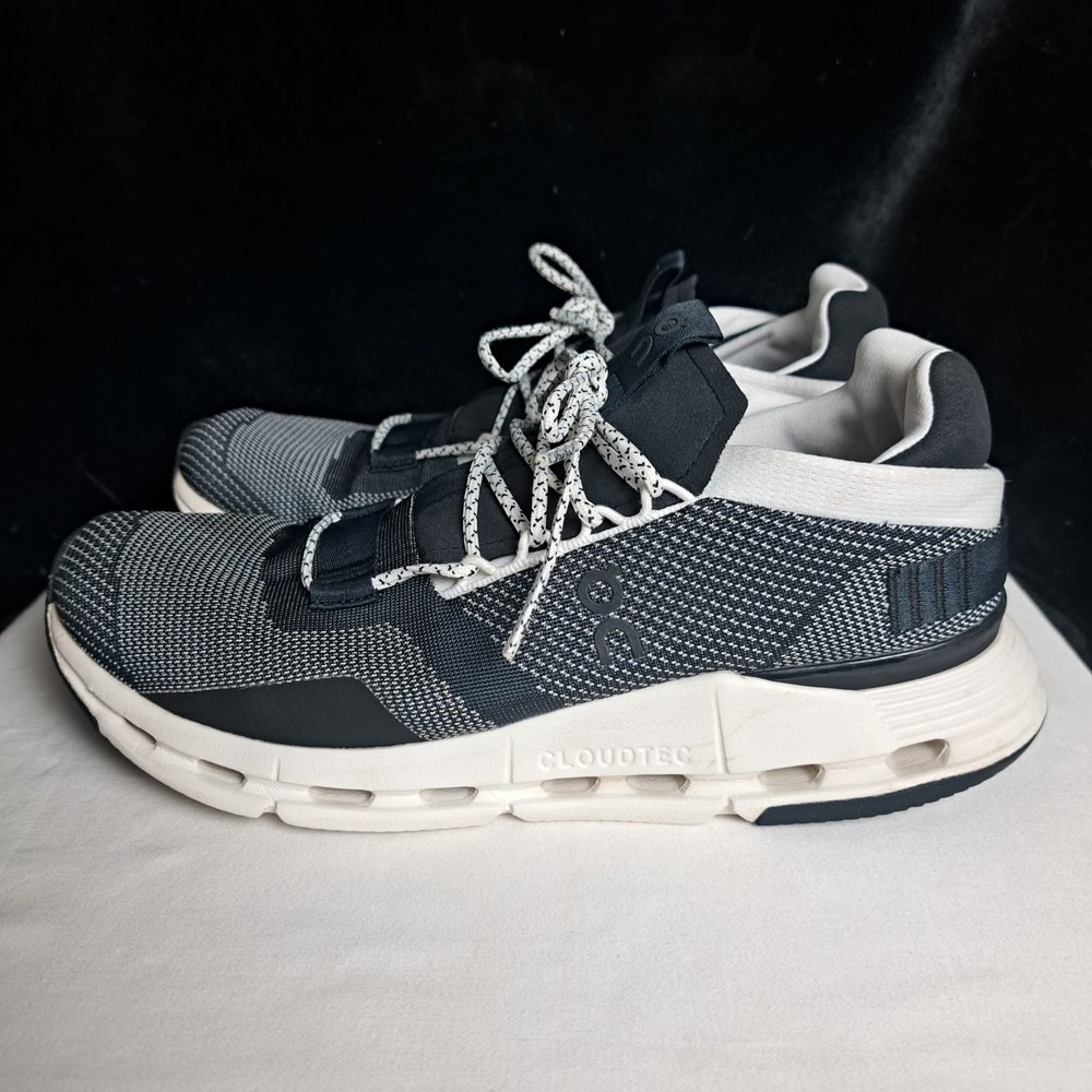 On Cloudnova Running Shoes Women's SZ 10.5 Black White Athletic Comfort Sneakers
